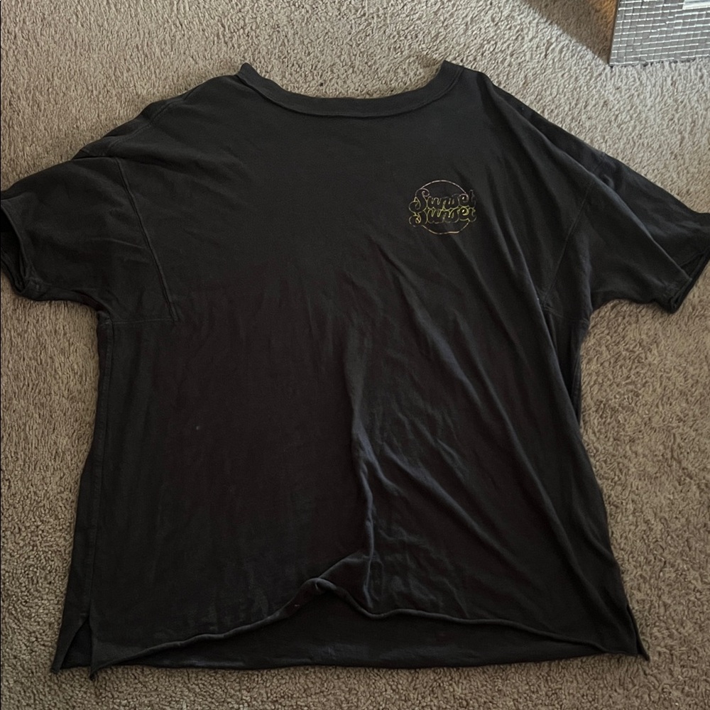 Aerie Black Graphic Woman’s Tee